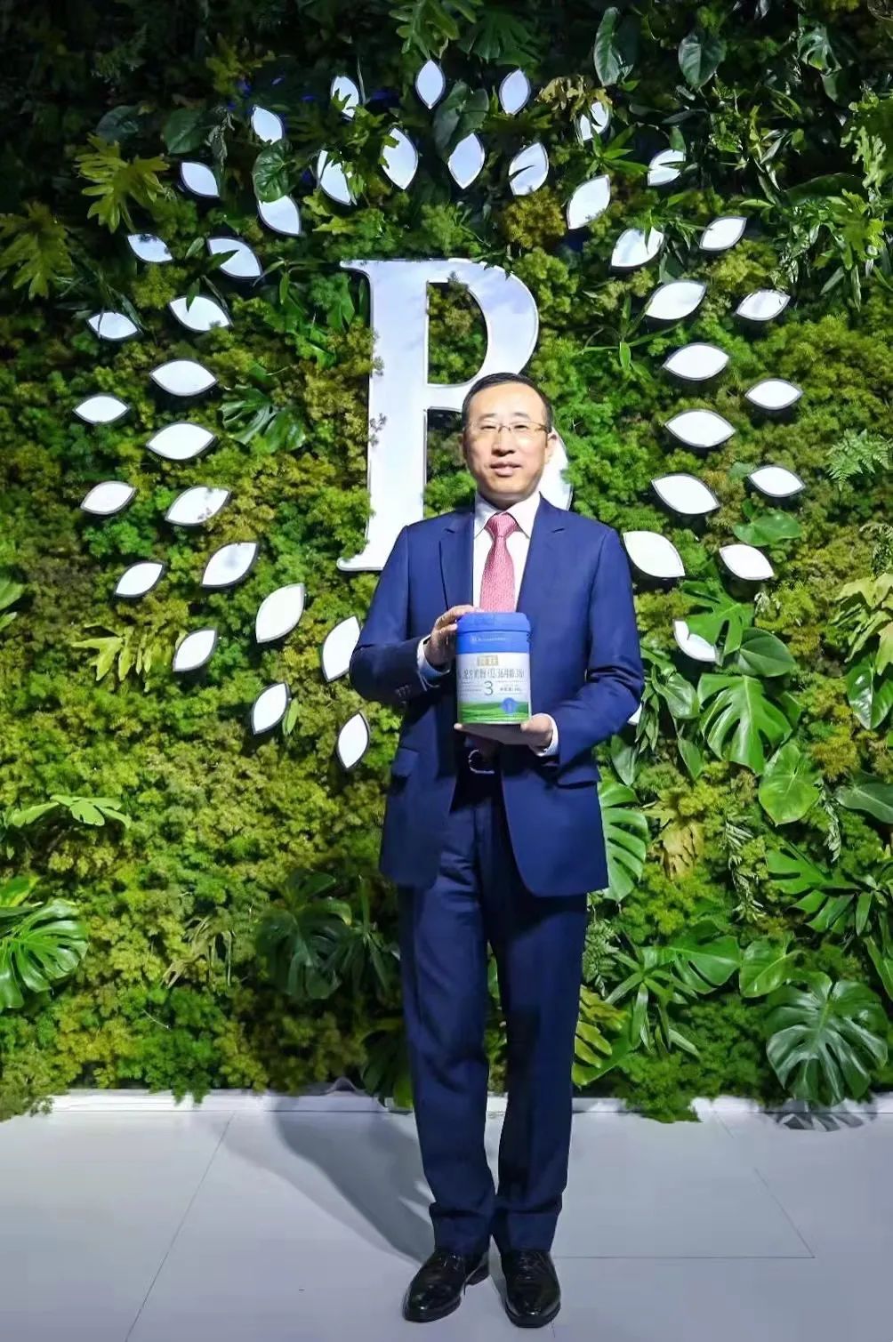 新知达人, 贝拉米扩大有机食品矩阵，推出儿童成长奶粉，蒙牛总裁亲自站台！